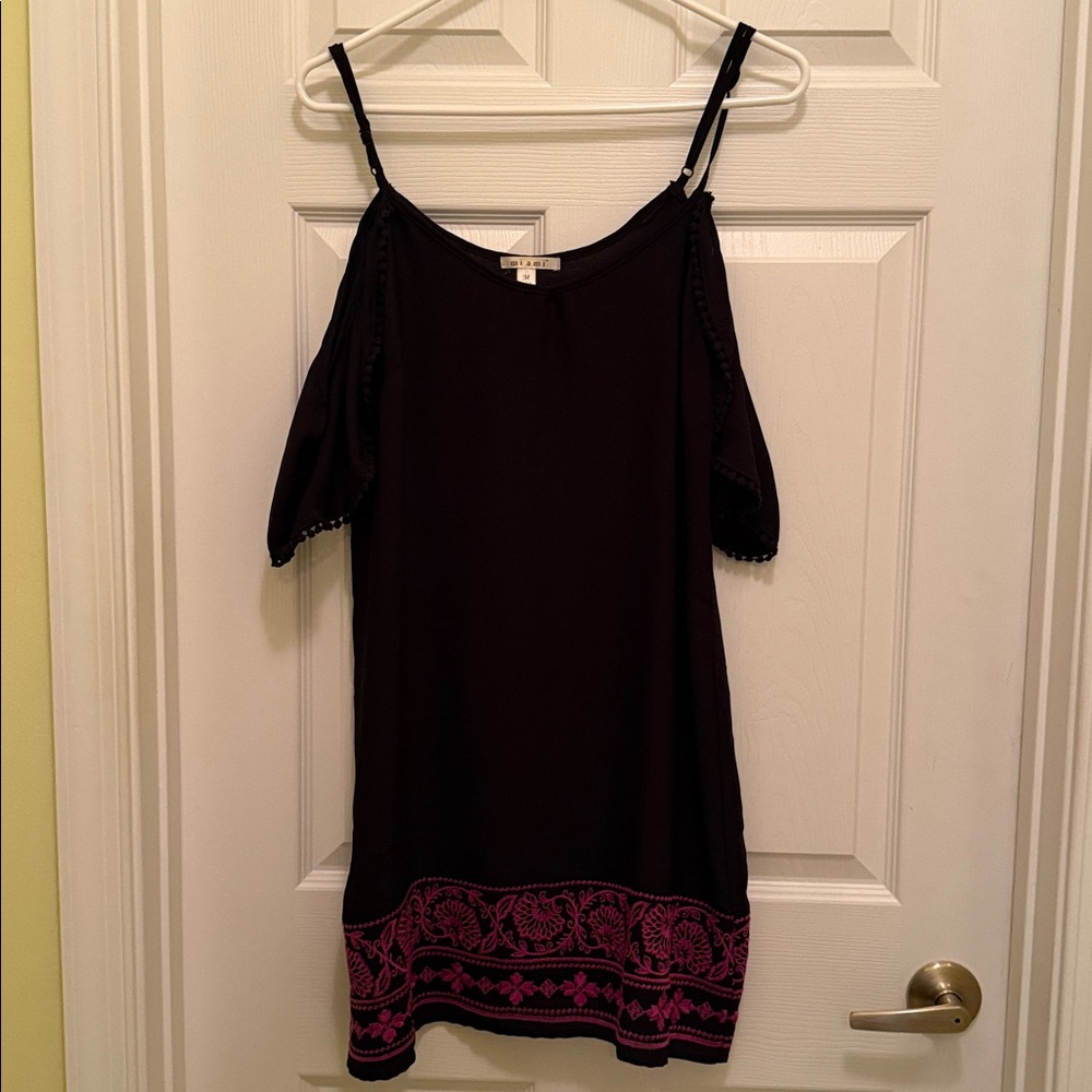 Miami Black Garment with Cream Label